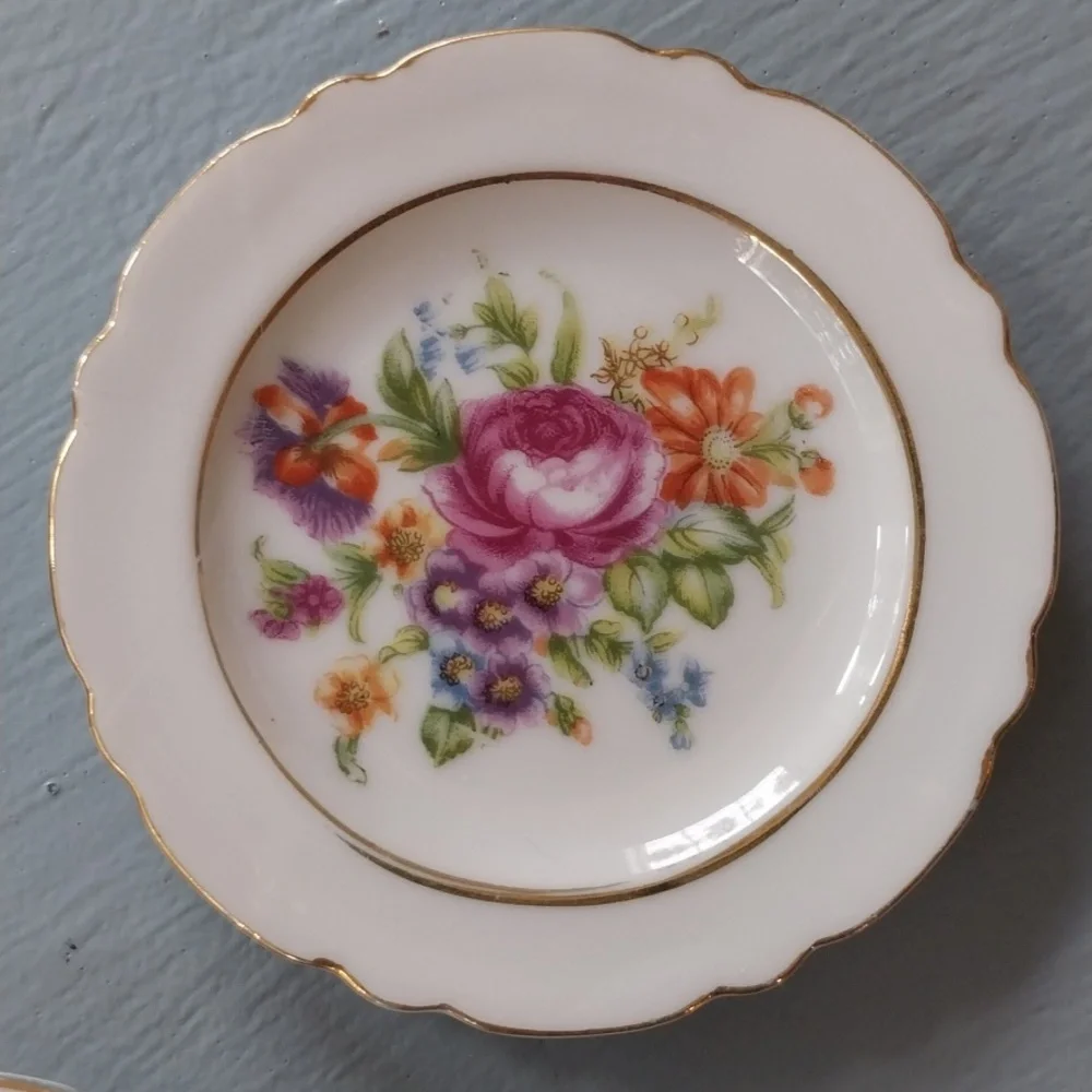 Floral Porcelain 3 Piece Plate Set - Perfect As A Ring Dish - Picture 3 of 6